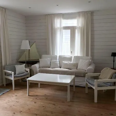 Elisabeth Apartment *